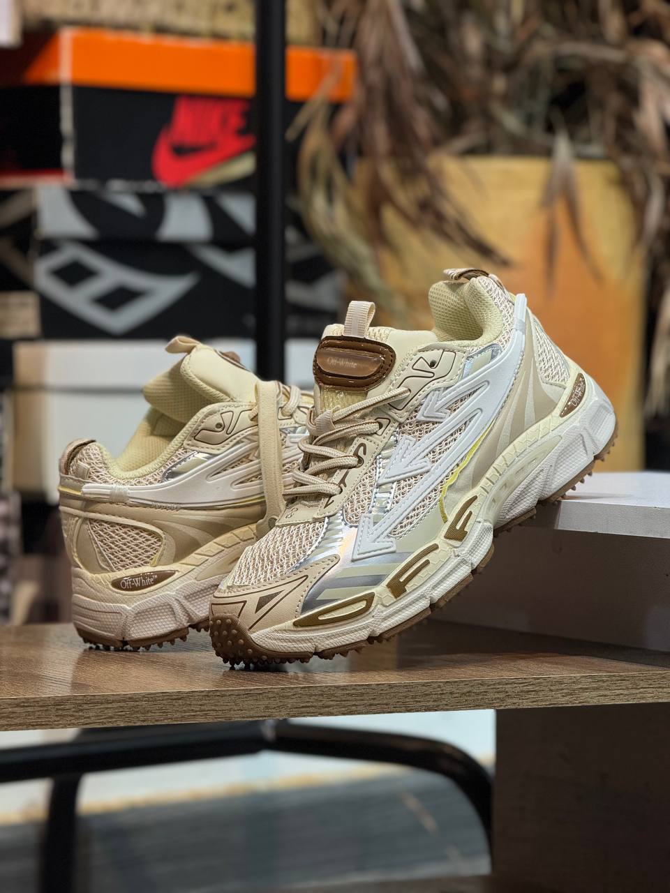 Off-White x Nike Zoom Vomero 5 “Light Bone