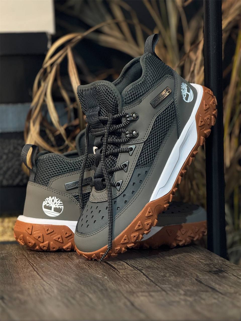 Timberland Field Trekker Mid