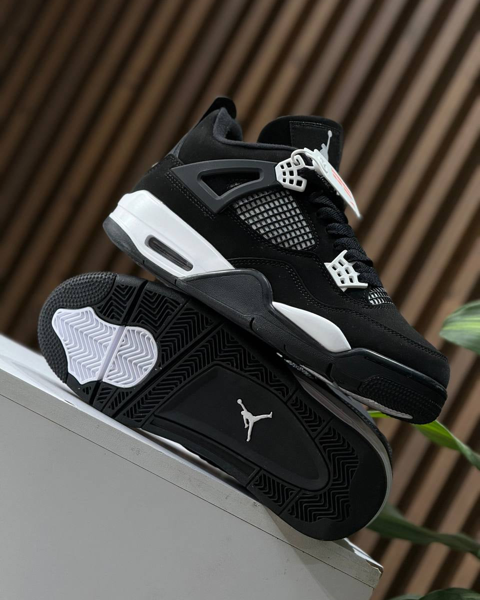 Air Jordan 4 Retro – Negro/Blanco (Black White) CALIDAD FULL
