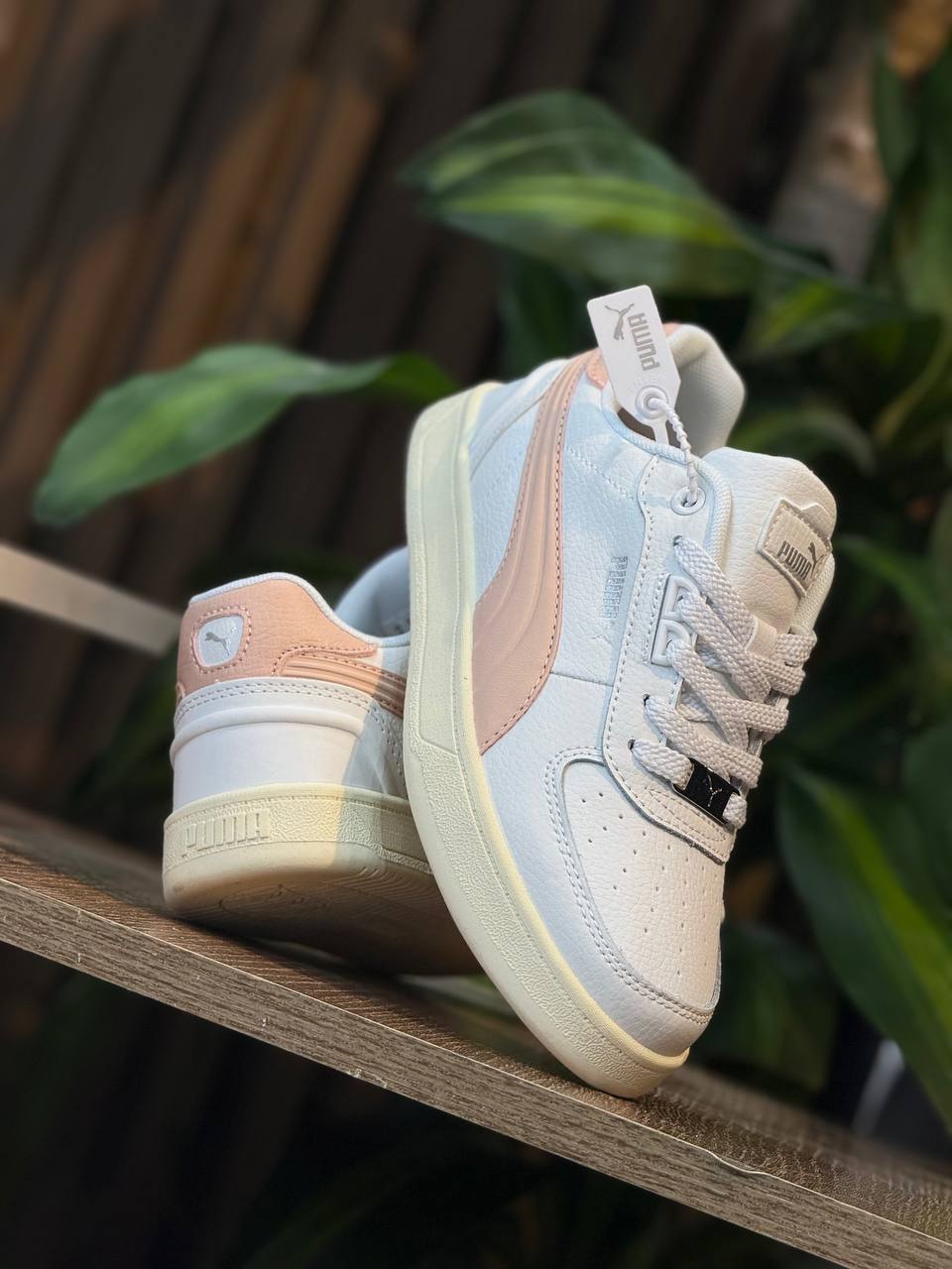 PUMA Court Low CAVEN  (White / Rose)