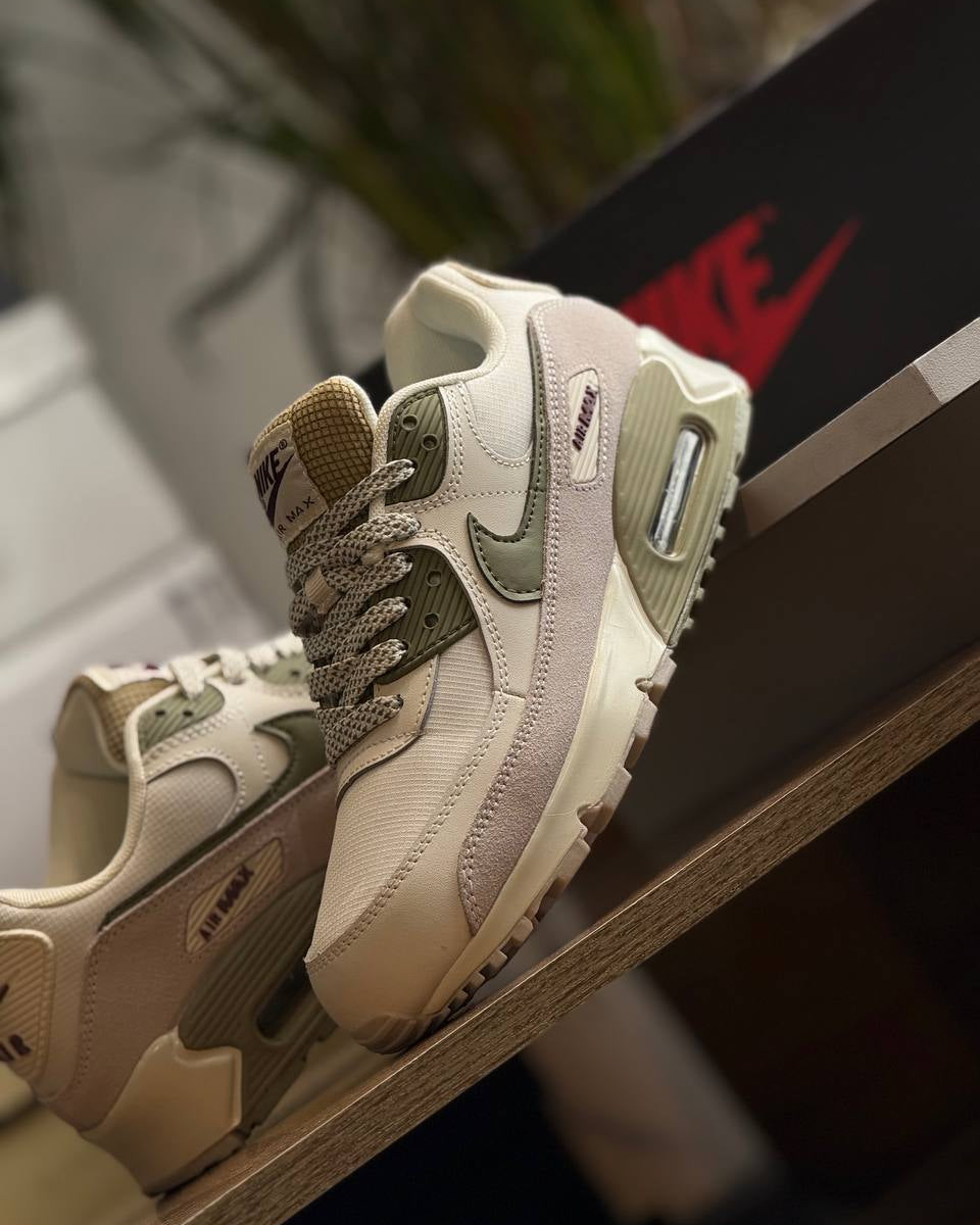 Nike Air Max 90 (Beige / Olive)