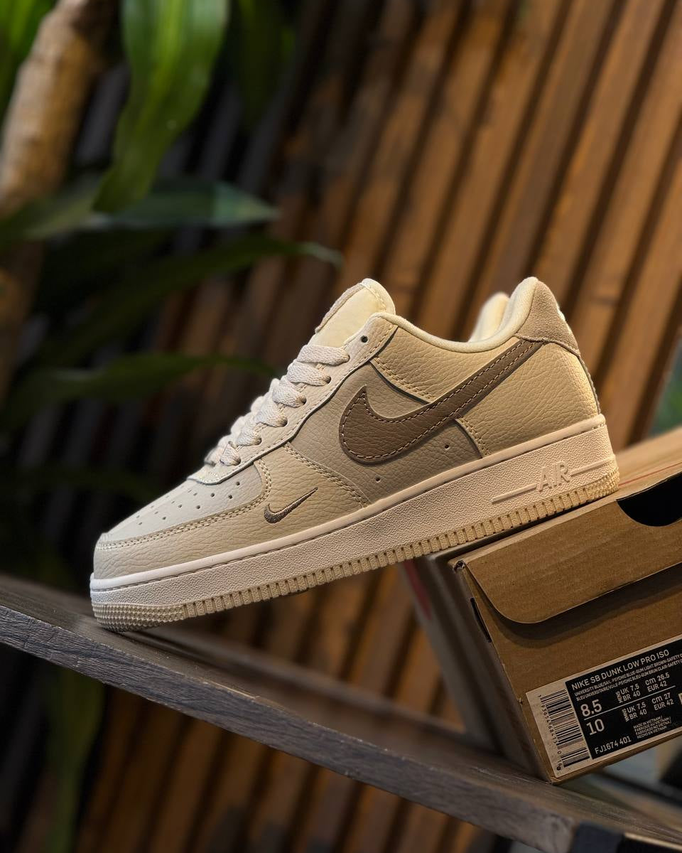 Nike Air Force 1 Low (Beige / Mocha)