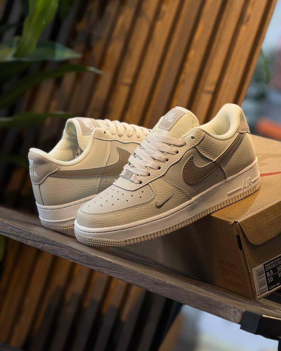 Nike Air Force 1 Low (Beige / Mocha)