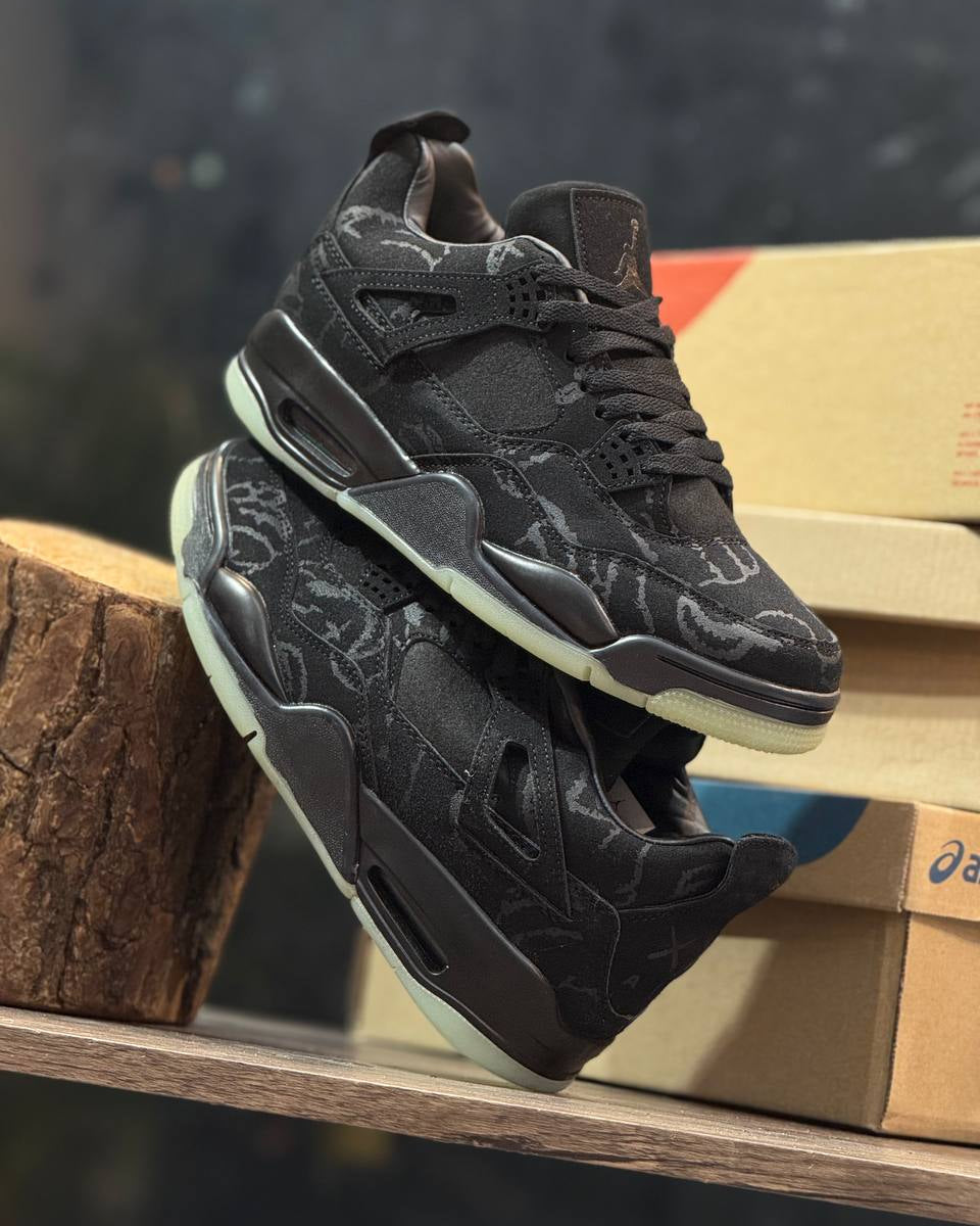 kao@ Jordan 4 “KAWS” Black – Web Monkey Shoes
