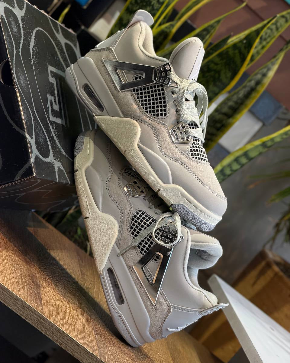 Air Jordan 4 Retro “Frozen Moments”