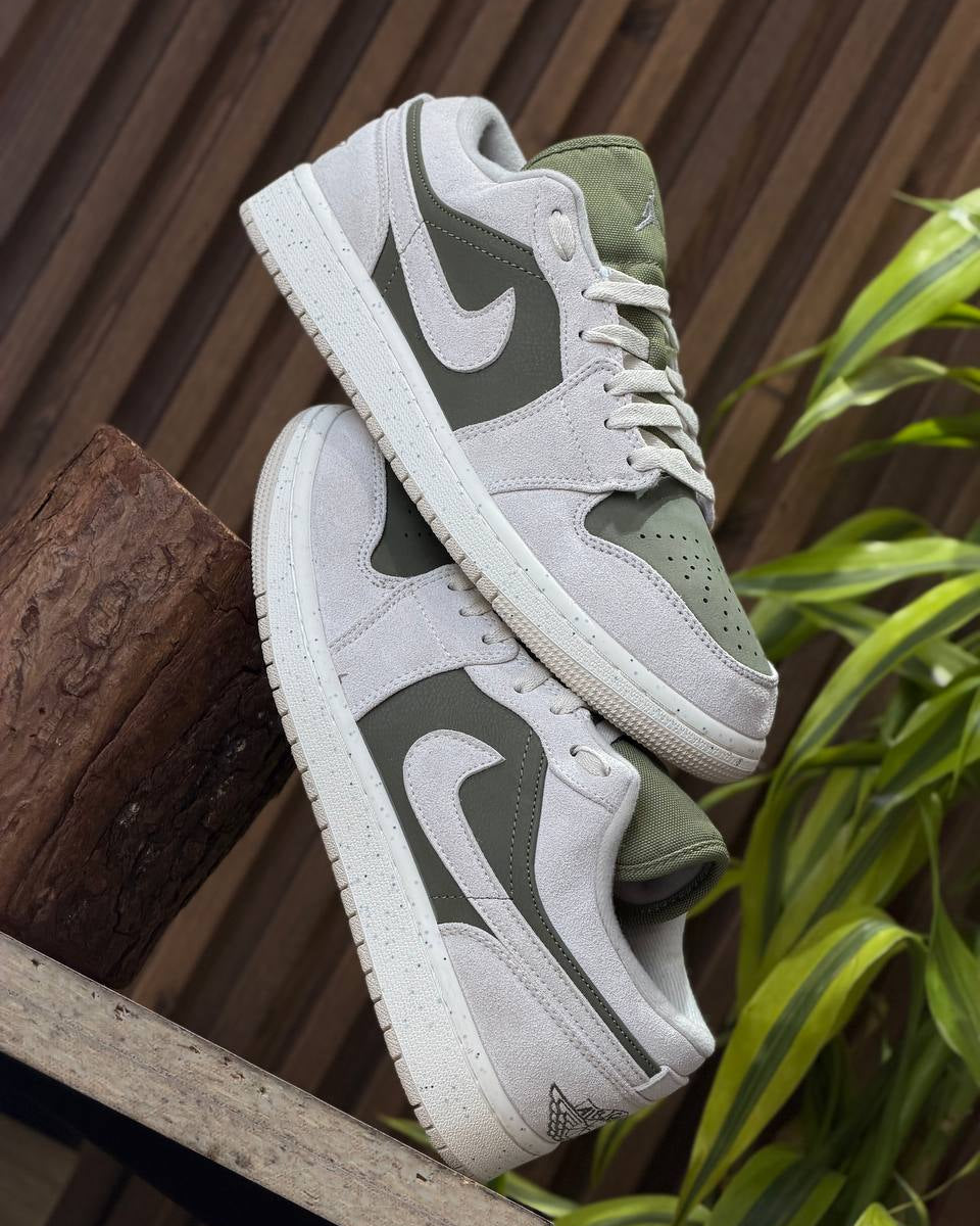 Air Jordan 1 Low SE “Medium Olive/Sail”