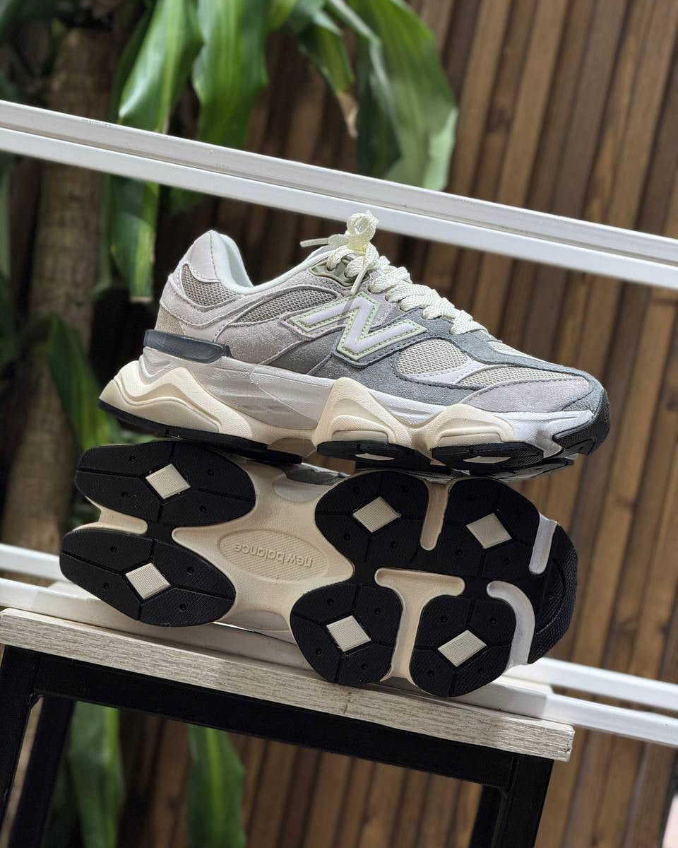 New Balance 9060 Gris / Cream / Beige