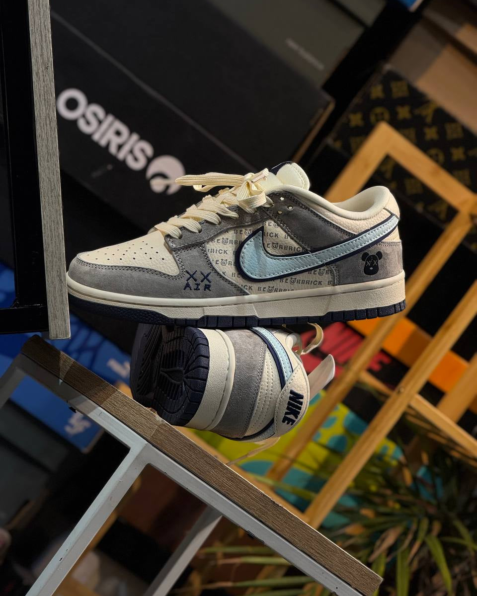 Nike Dunk Low BE@RBRICK Grey / Light Blue (KAWS)