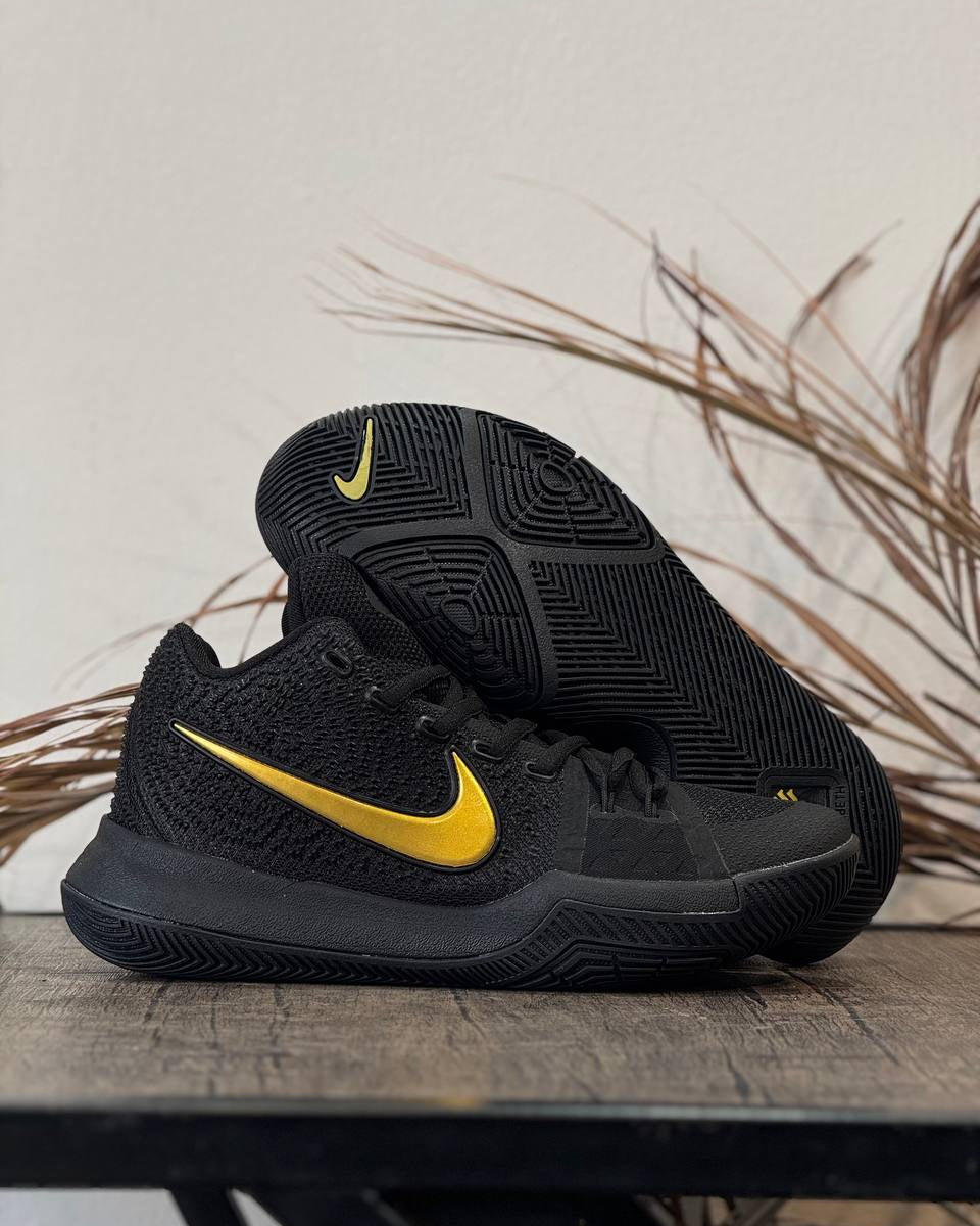 Nike Kyrie Flytrap Black/Gold – “Black Mamba Edition”
