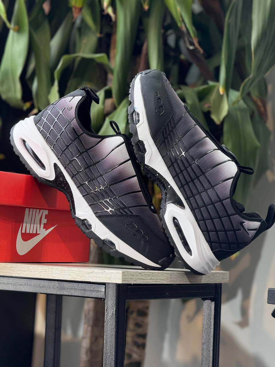 Nike Air Kukini Black Fade / Black–White