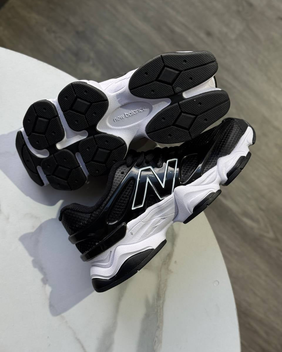 New Balance 9060 Black/White