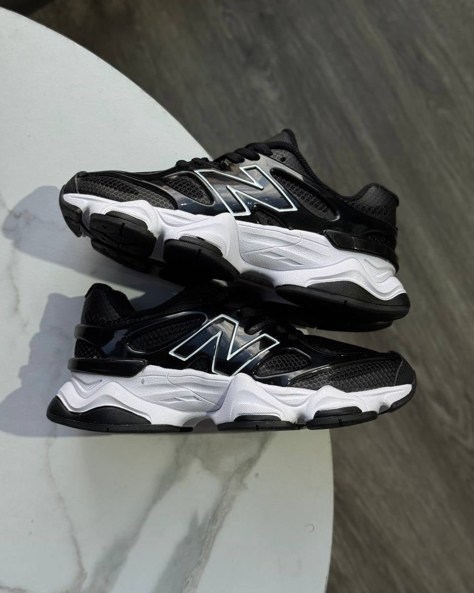 New Balance 9060 Black/White