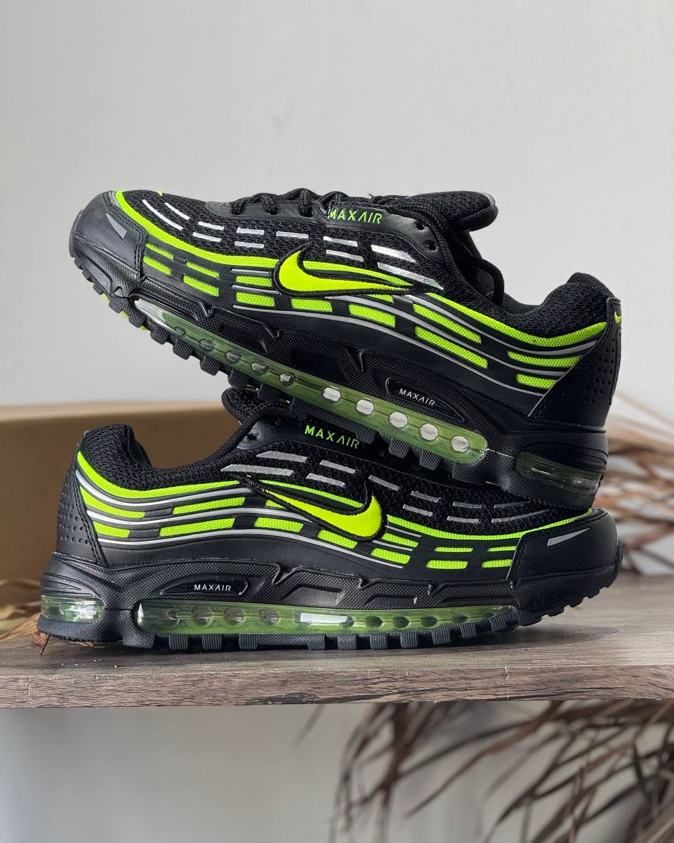 Nike Air Max Deluxe / TN Plus Volt Black