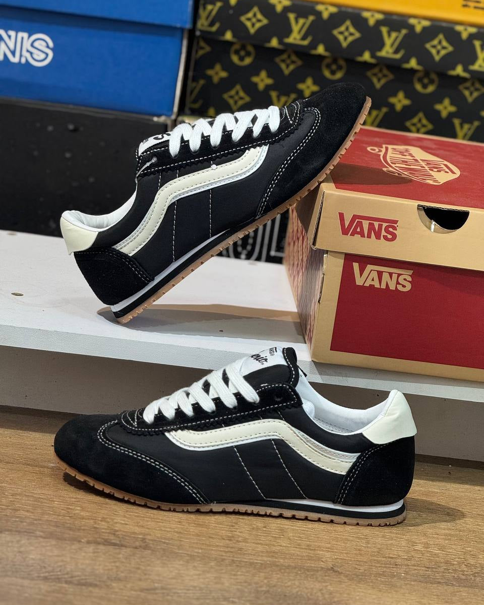 Vans Sério Retro Black/White