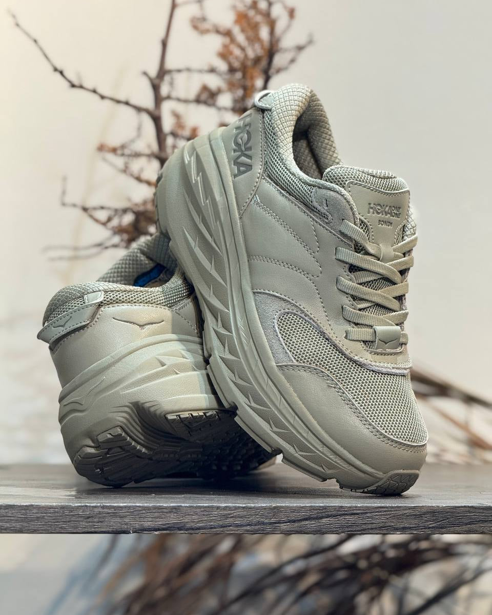 HOKA Bondi – Triple Sand Beige