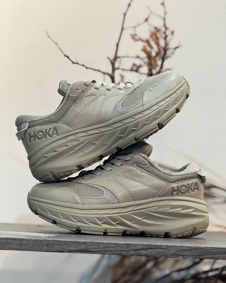 HOKA Bondi – Triple Sand Beige