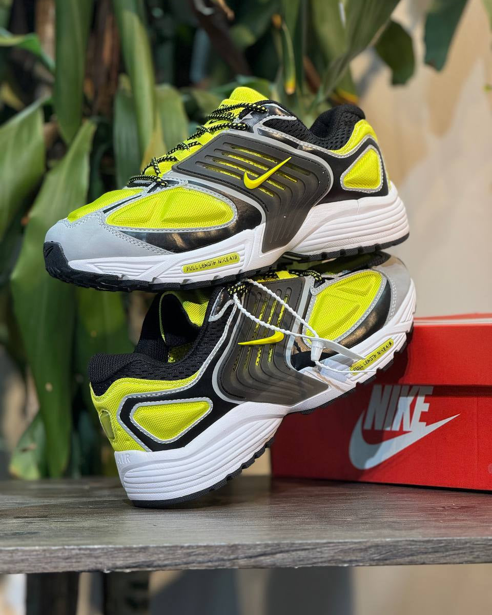Nike Air Zoom Vomero 5 – Volt/Black/Silver