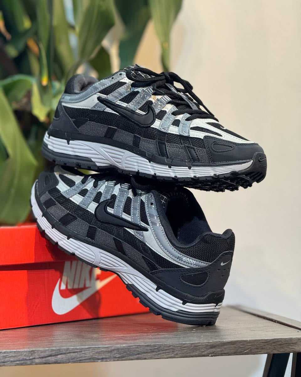 Nike Zoom Vomero 5 Black/Grey