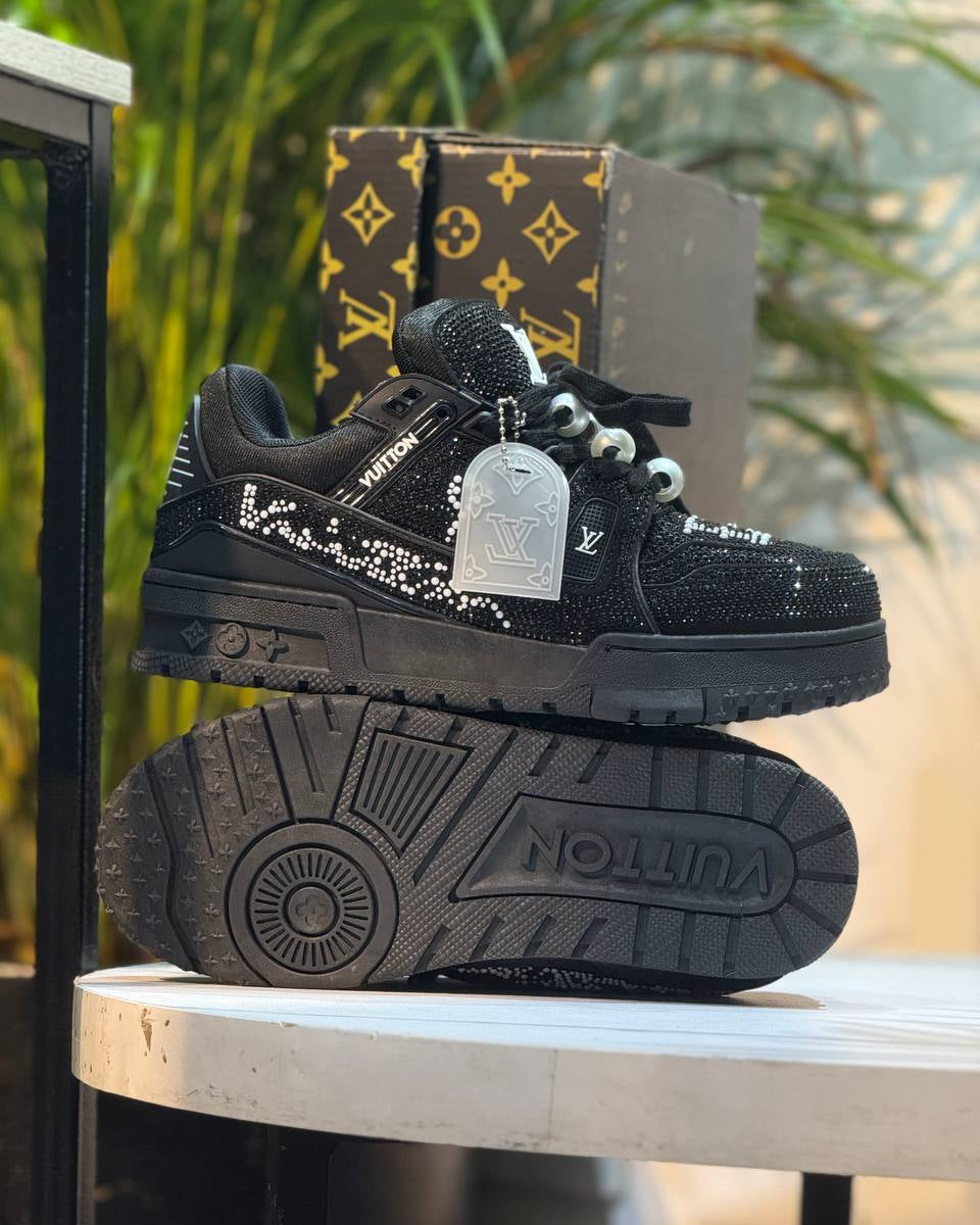 Louis Vuitton Trainer Low — Black Monogram Distressed Edition