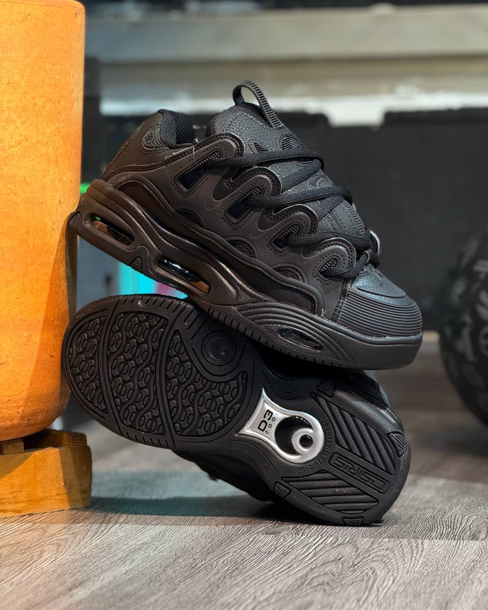 Osiris D3 Triple Black