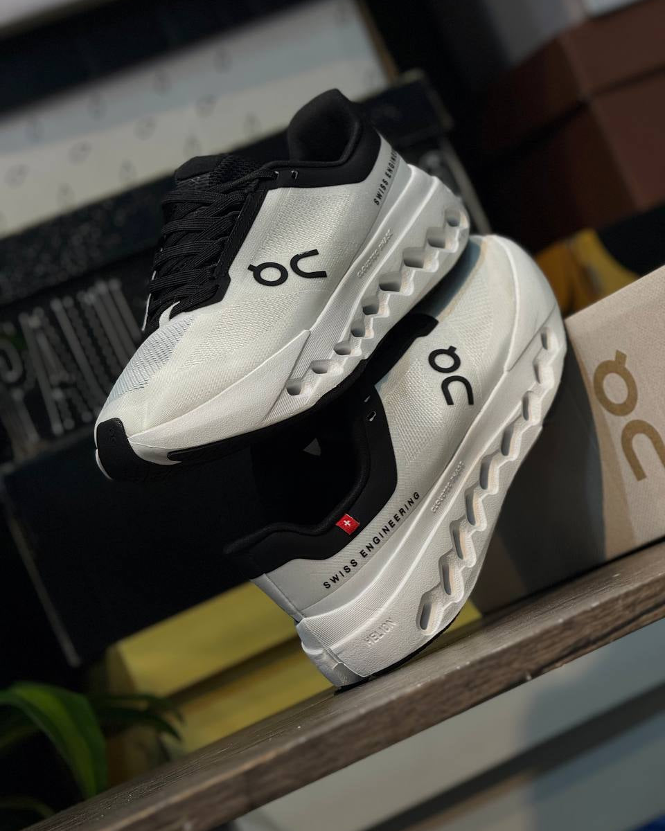 ON Running Cloudtilt