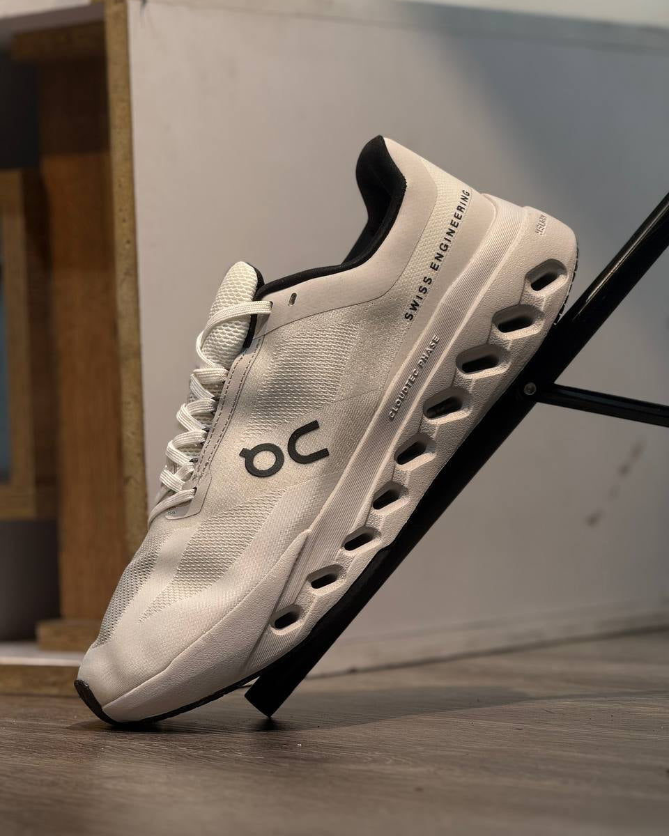 On Cloudrift White/Black