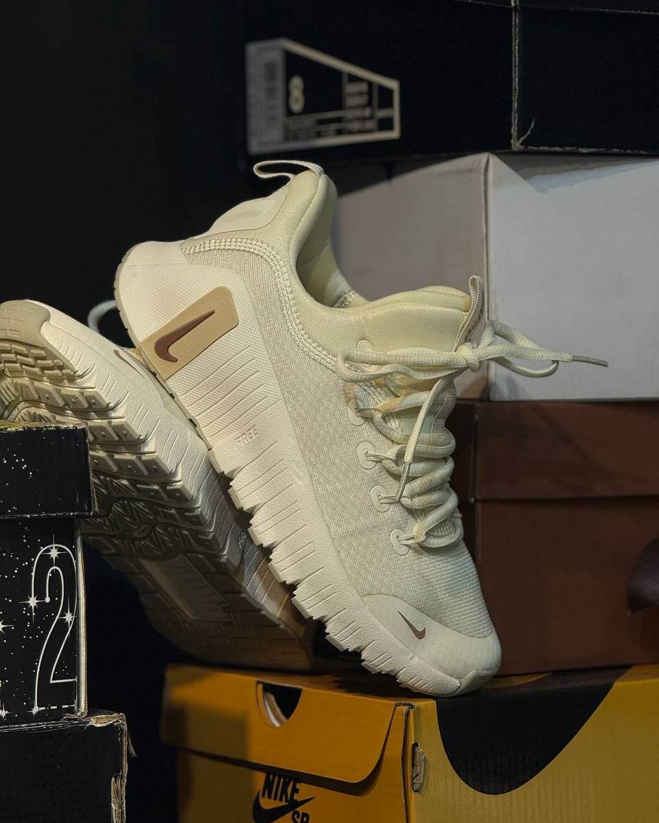 Nike Free Metcon Ivory