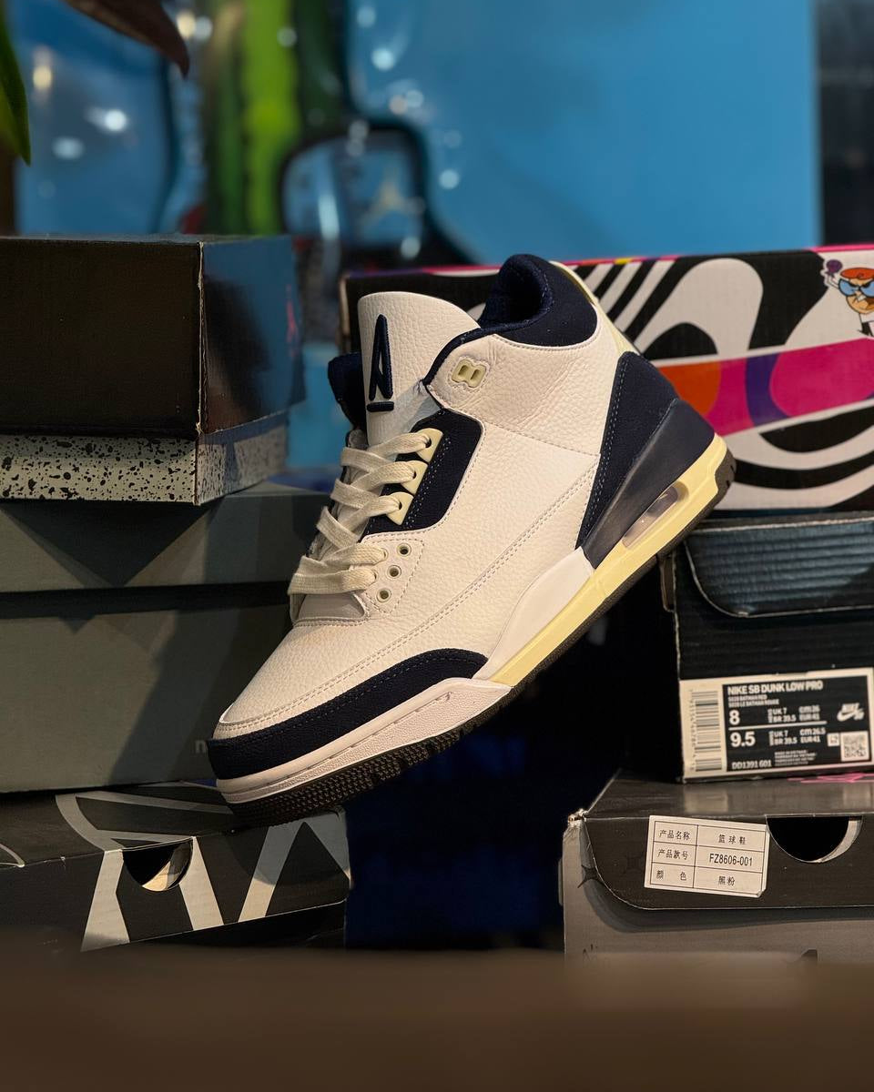 Air Jordan 3 Retro “Midnight Navy”,