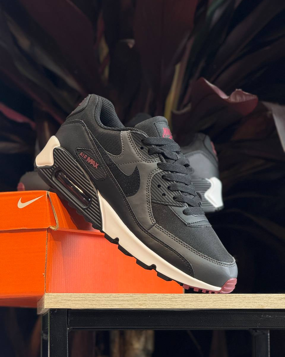 Nike Air Max 90 – Black/Anthracite/Pink Foam