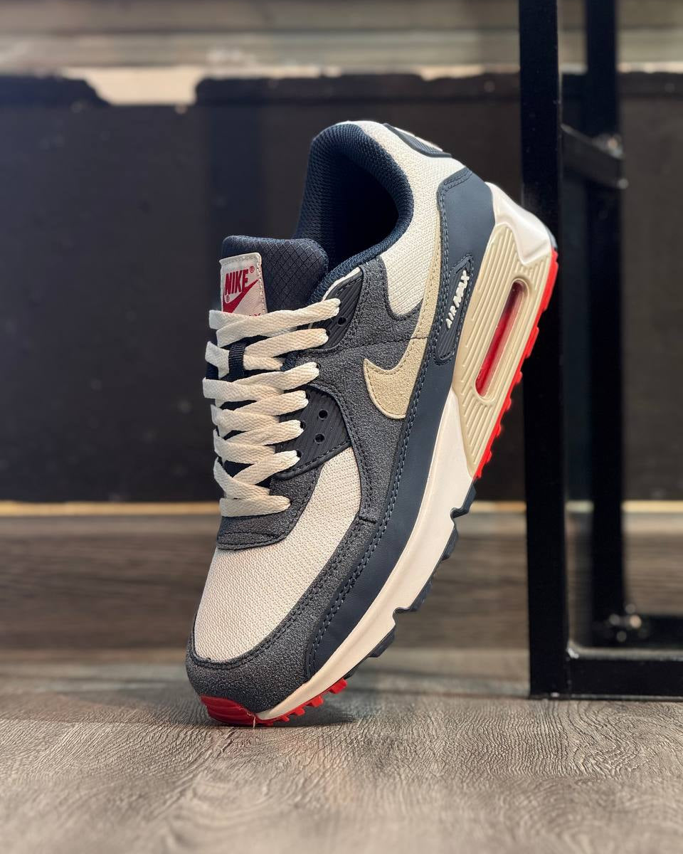 Nike Air Max 90 – Blanco Hueso / Azul Marino / Rojo