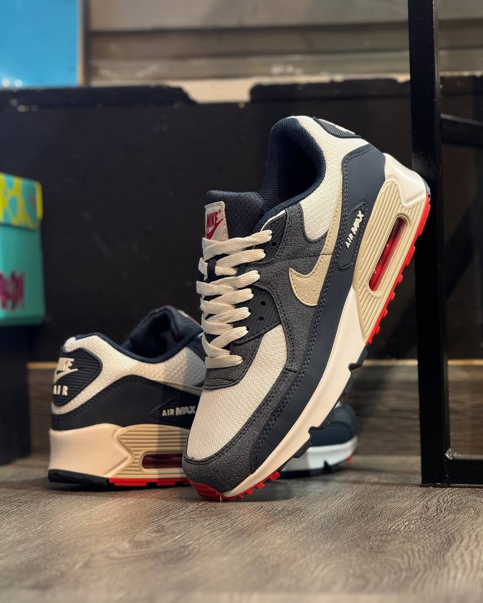 Nike Air Max 90 – Blanco Hueso / Azul Marino / Rojo