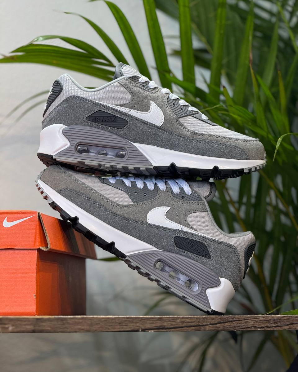Nike Air Max 90 – Gris Triple (Grey/White/Anthracite)