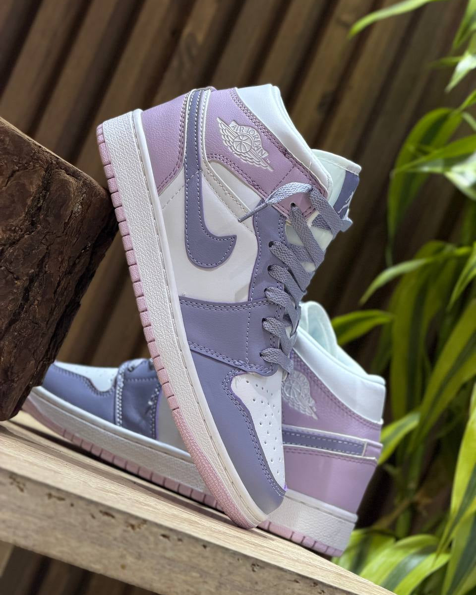 Air Jordan 1 Mid WMNS – Indigo Haze/Doll/White
