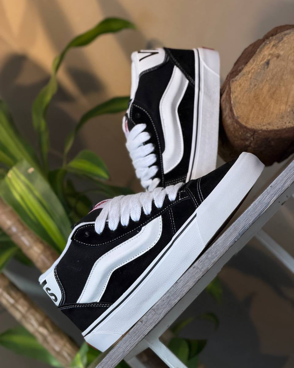 Vans Knu Mid Black/True White