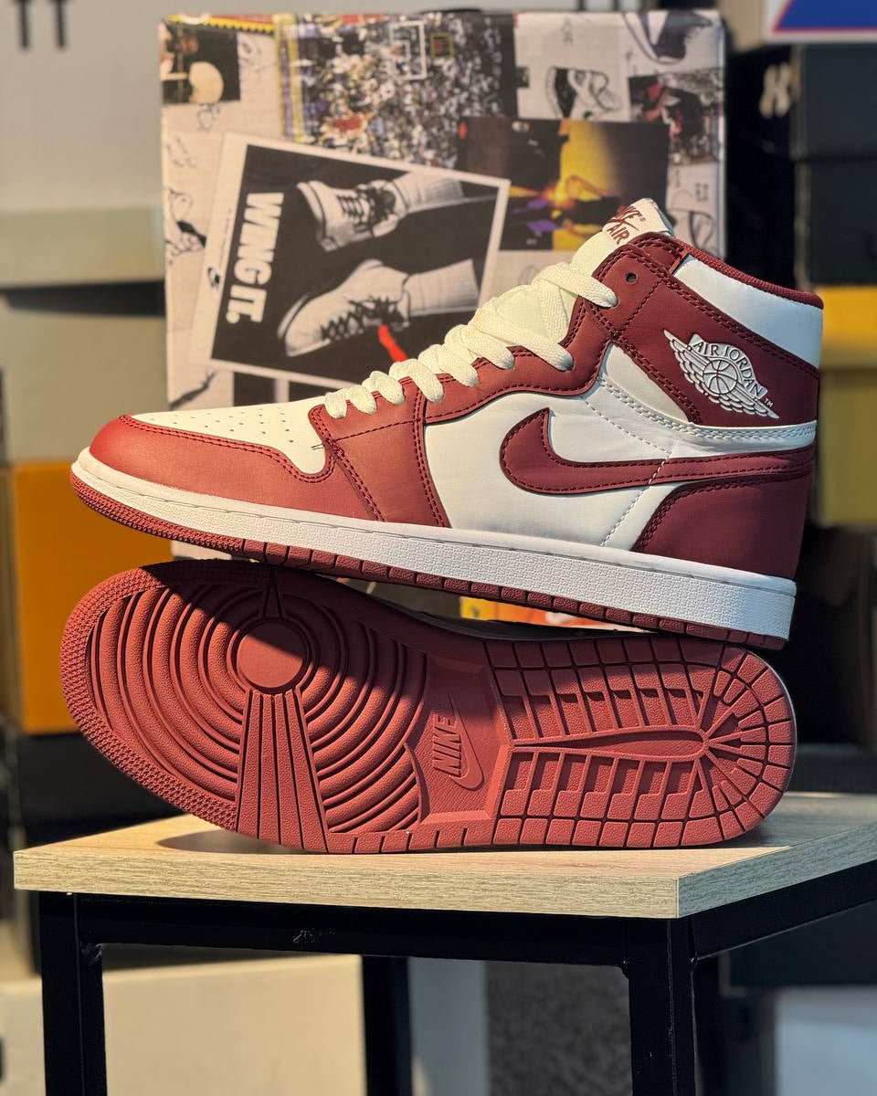 Air Jordan 1 High OG “Team Red / White”
