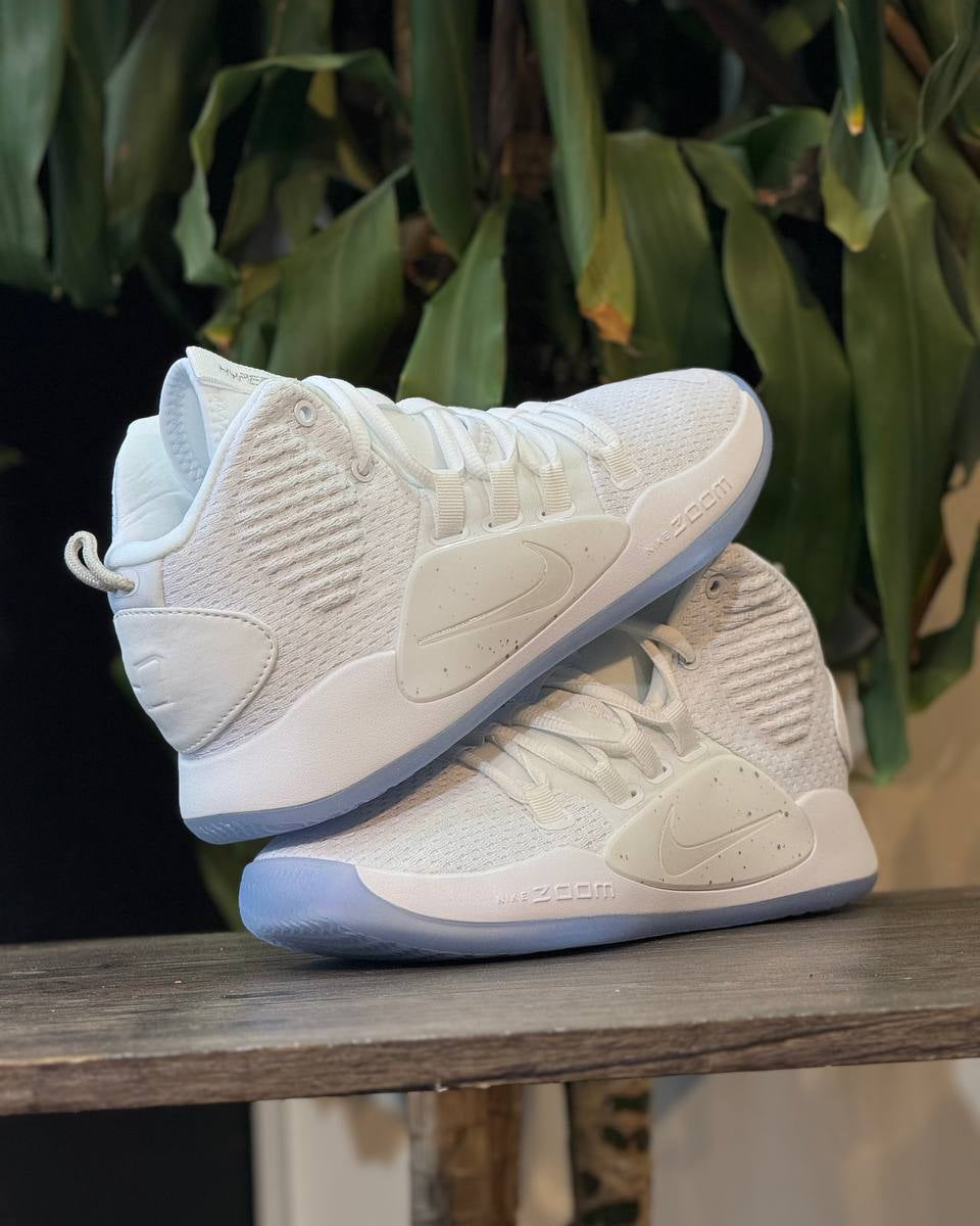 Nike Hyperdunk All White