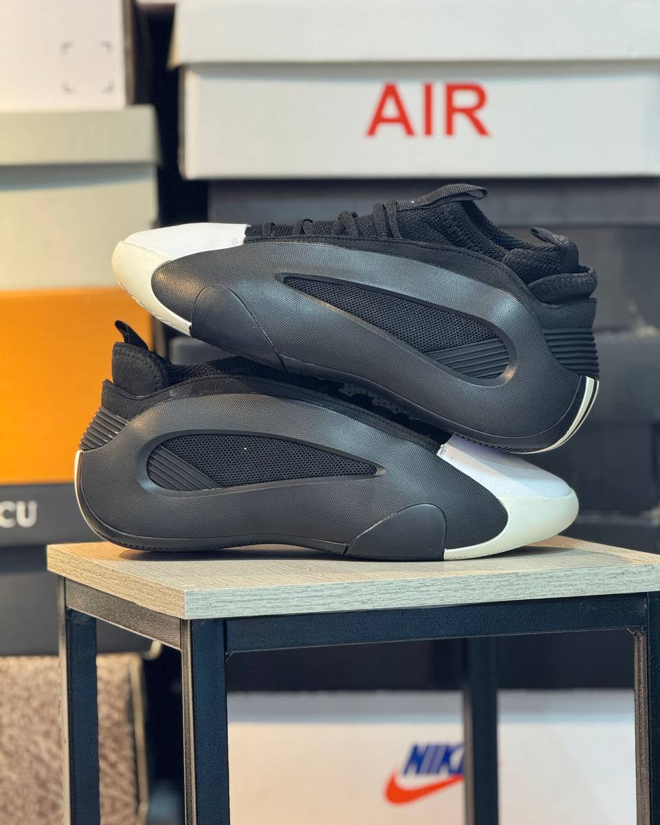 Nike Air Zoom GT Cut 2 “Black/White/Purple”