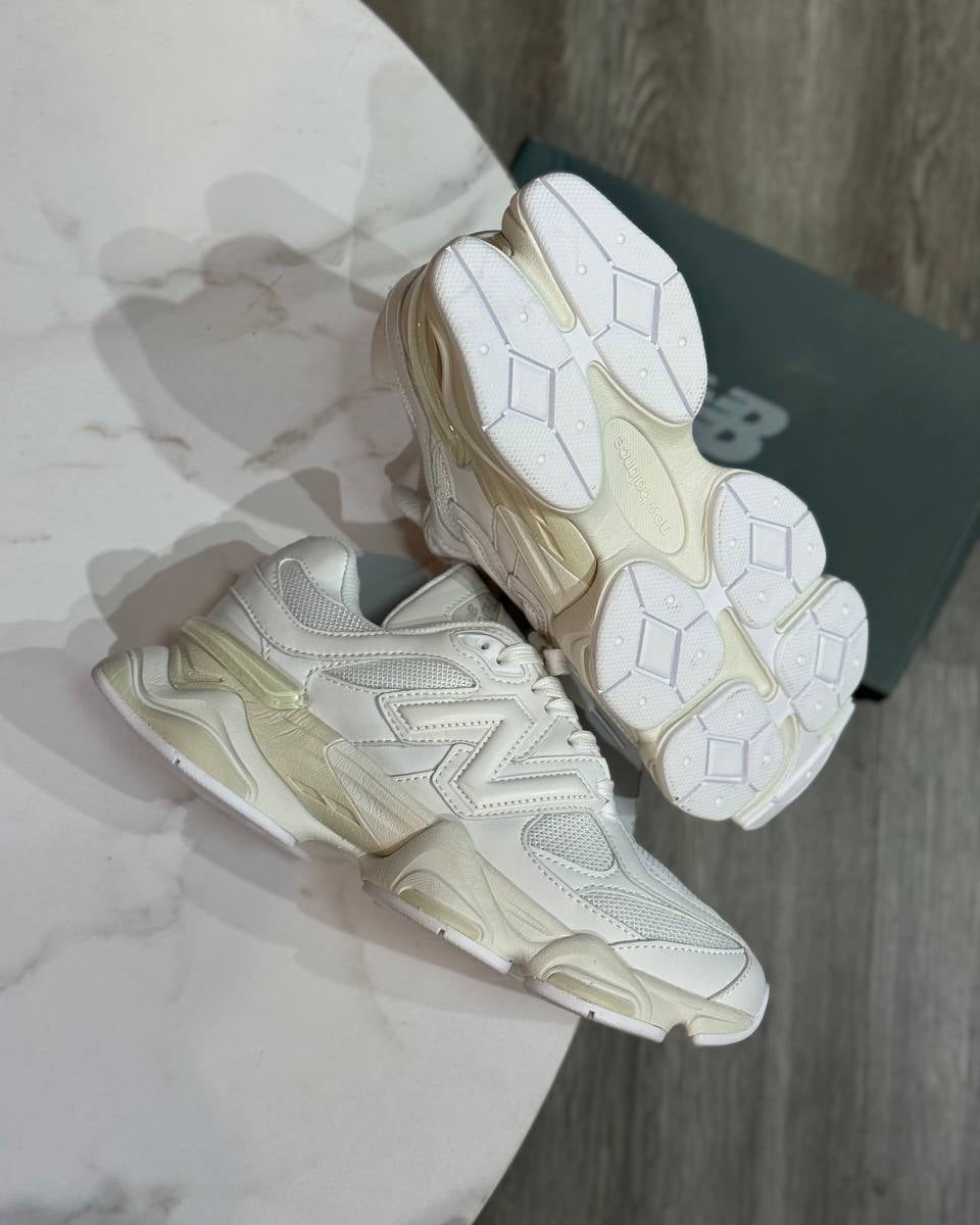 NEW BALANCE 1906F "Triple White"