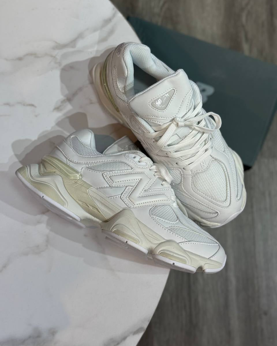 NEW BALANCE 1906F "Triple White"