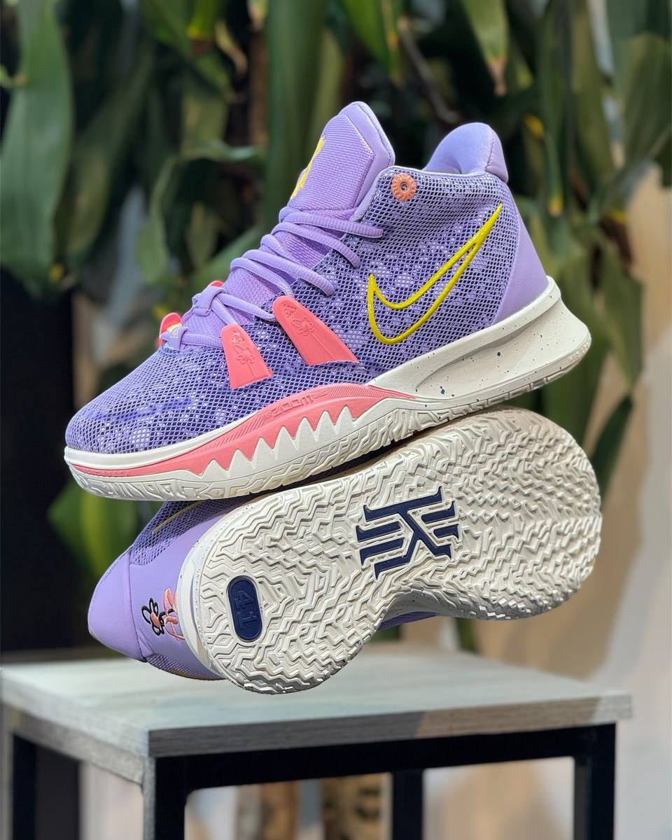 Nike Kyrie Flytrap – Edición Morado Pastel / Rosa / Amarillo
