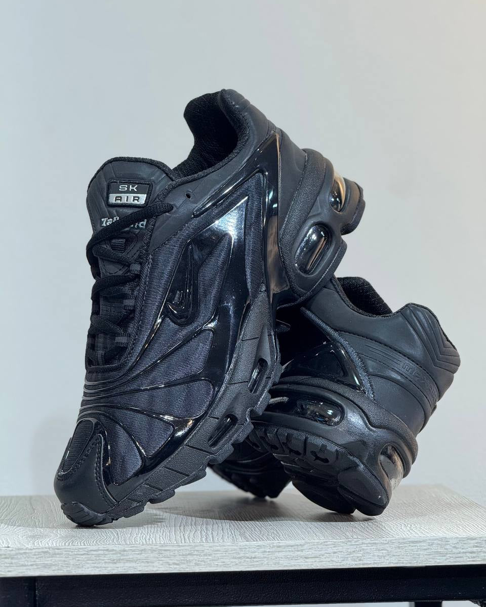 Nike SK Air Triple Black