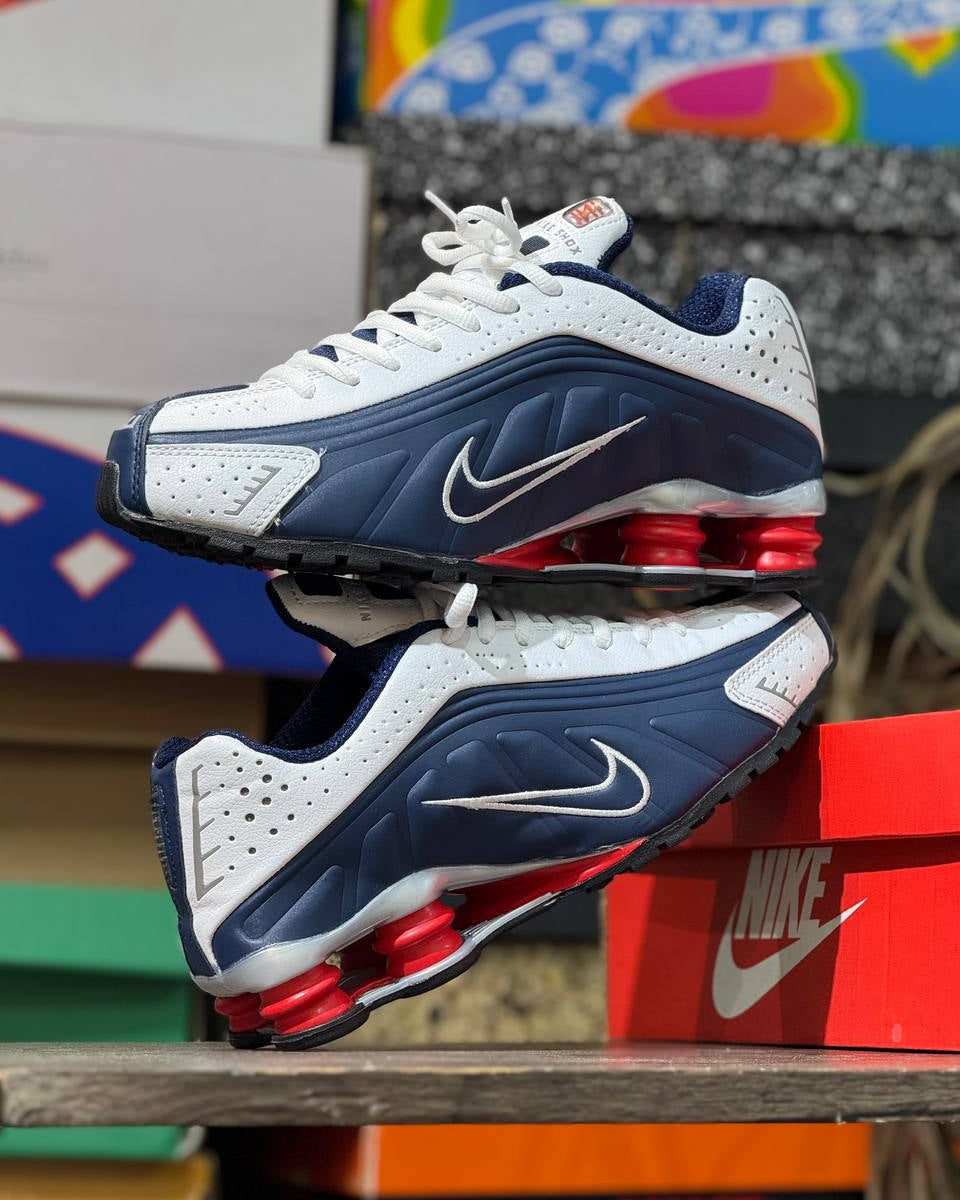 Nike Shox TL4 – Edición Blanco, Azul Marino y Rojo