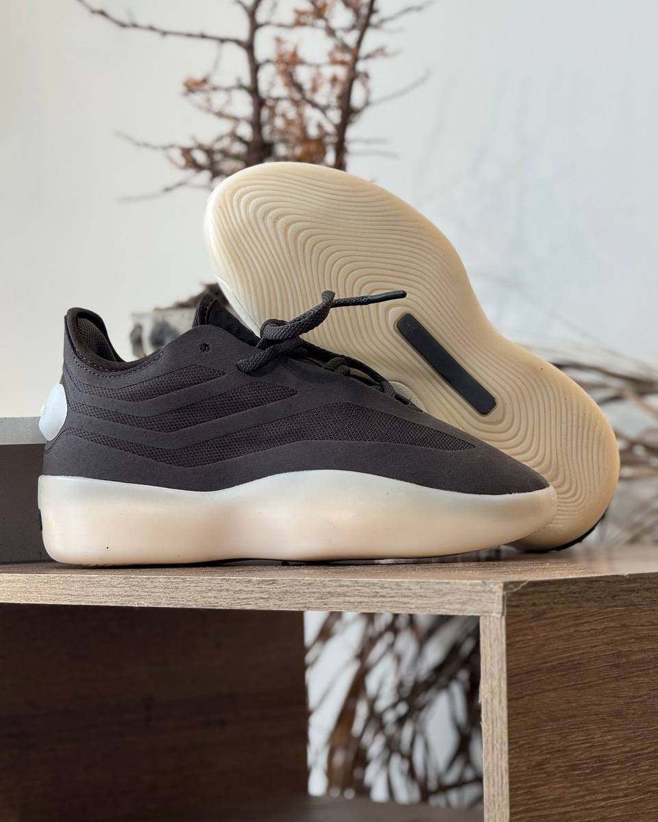 Adidas Yeezy 700 V3 “Black Cream”