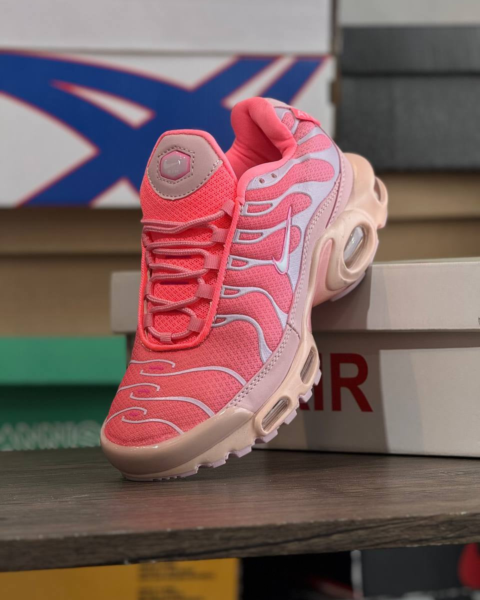 Nike Air Max Plus TN (Rosa/Coral Glow)
