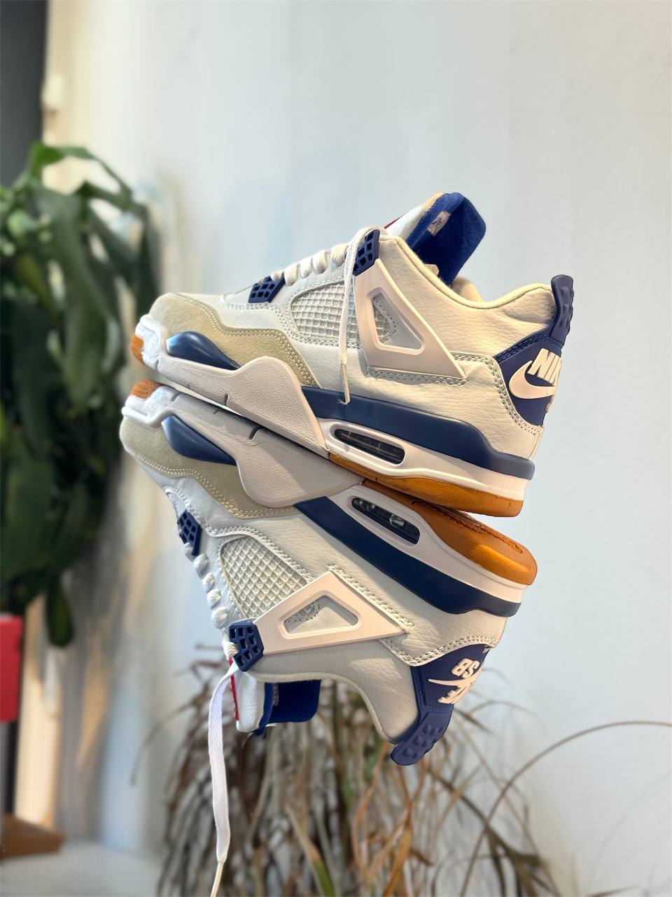 Jordan 4 Retro "Midnight Navy Sail