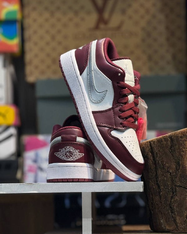Air Jordan 1 Low Bordeaux Grey