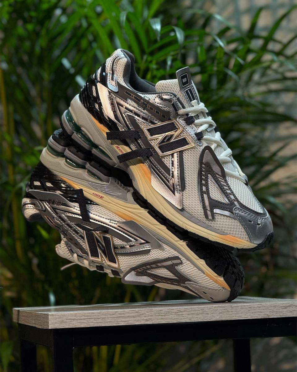 New Balance 1906R "Metallic Silver/Black"