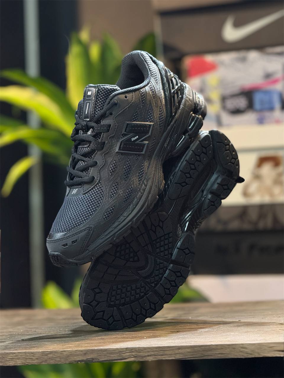 New Balance 1906B Triple Black