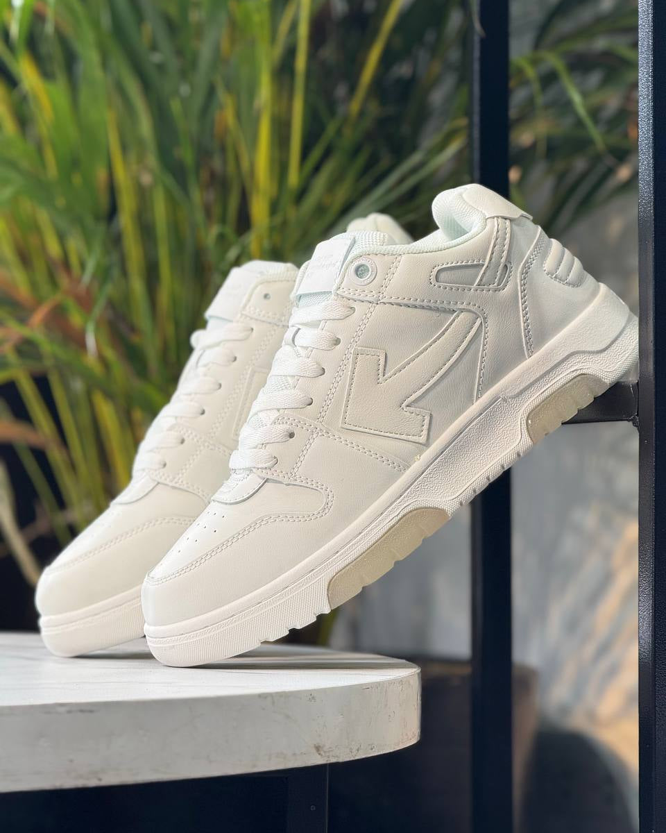 Off White Arrow Cream Court