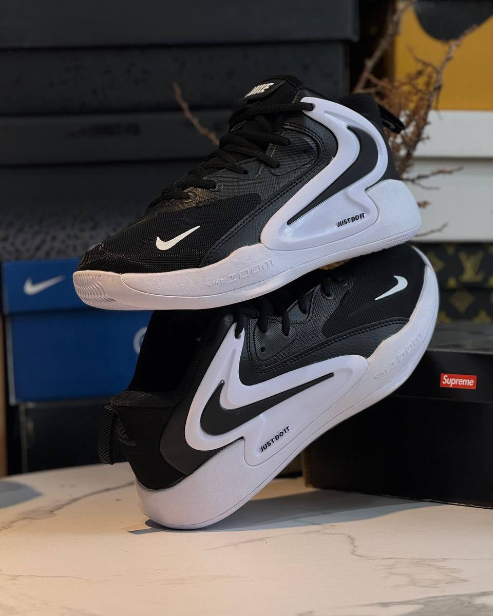 Nike Air Zoom  Black/White